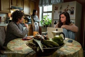 Marlene-Forte-Ana-de-Armas-Knives-Out-Production-Still